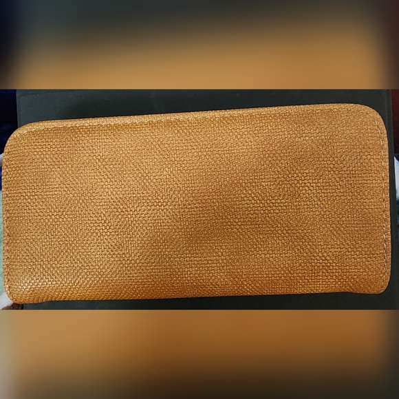 Wallet - Picture 2 of 4